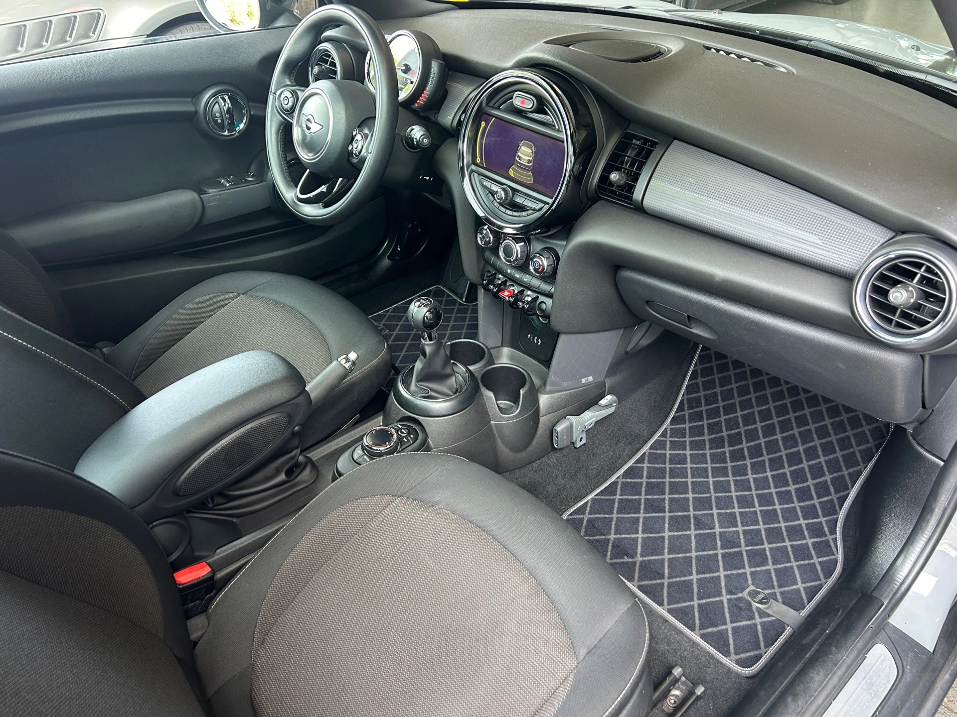 Hoofdafbeelding MINI 3-deurs
