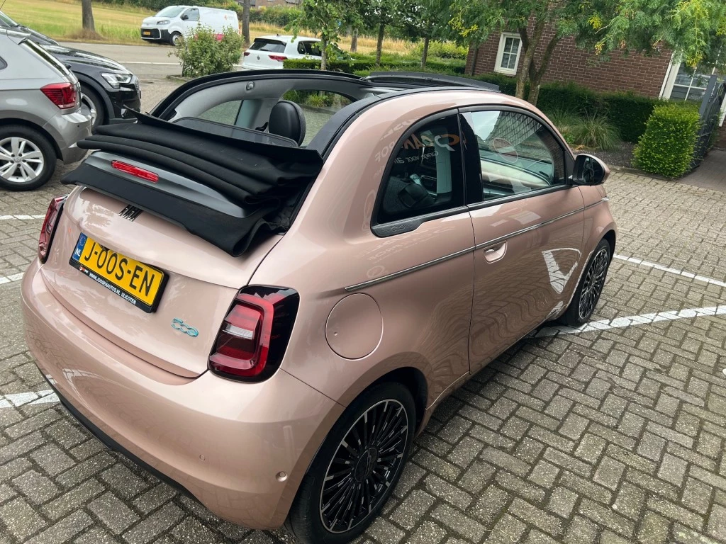 Hoofdafbeelding Fiat 500C