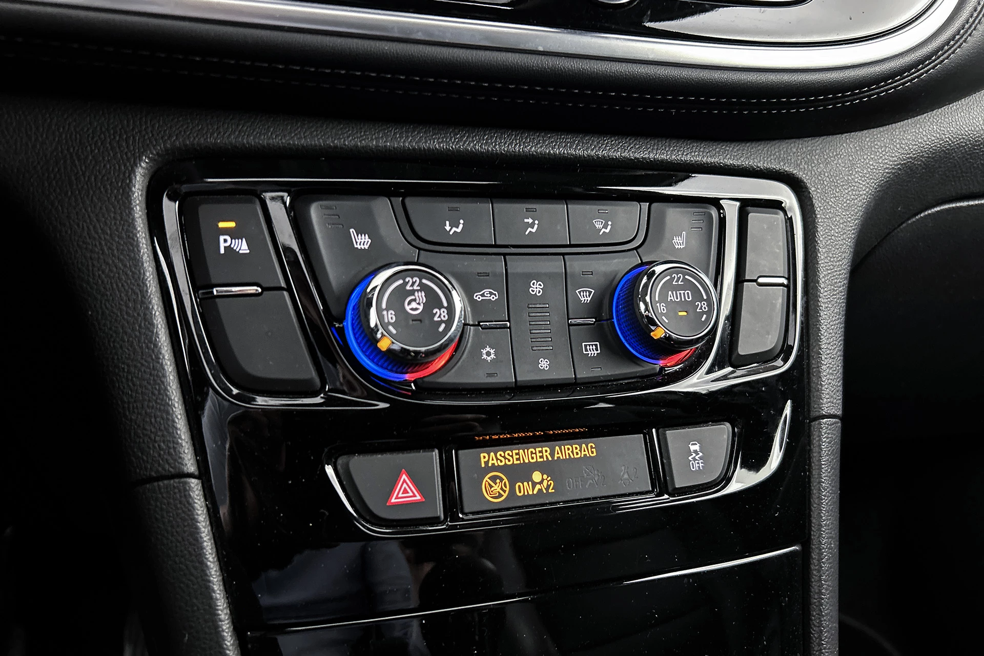 Hoofdafbeelding Opel Mokka X
