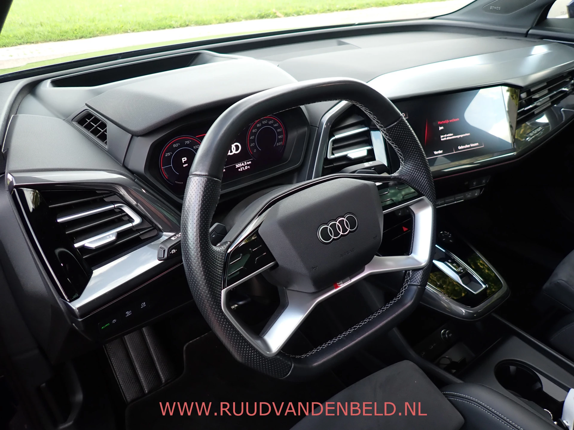 Hoofdafbeelding Audi Q4 e-tron