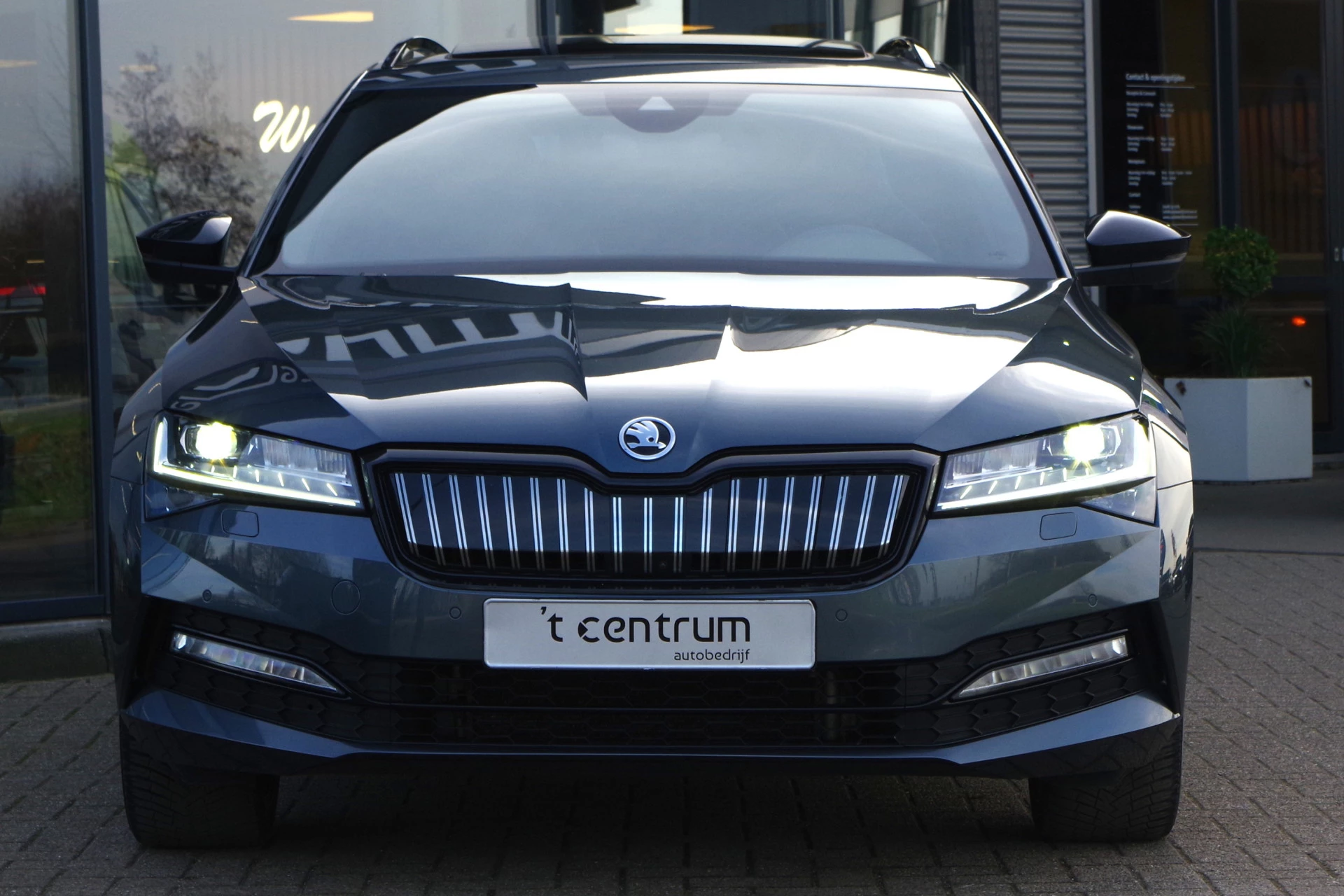 Hoofdafbeelding Škoda Superb