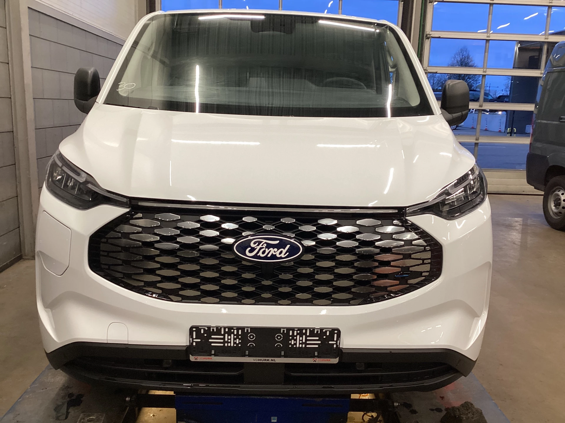 Hoofdafbeelding Ford E-Transit Custom