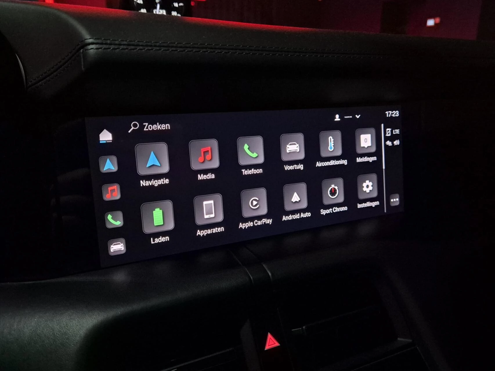 Hoofdafbeelding Porsche Taycan