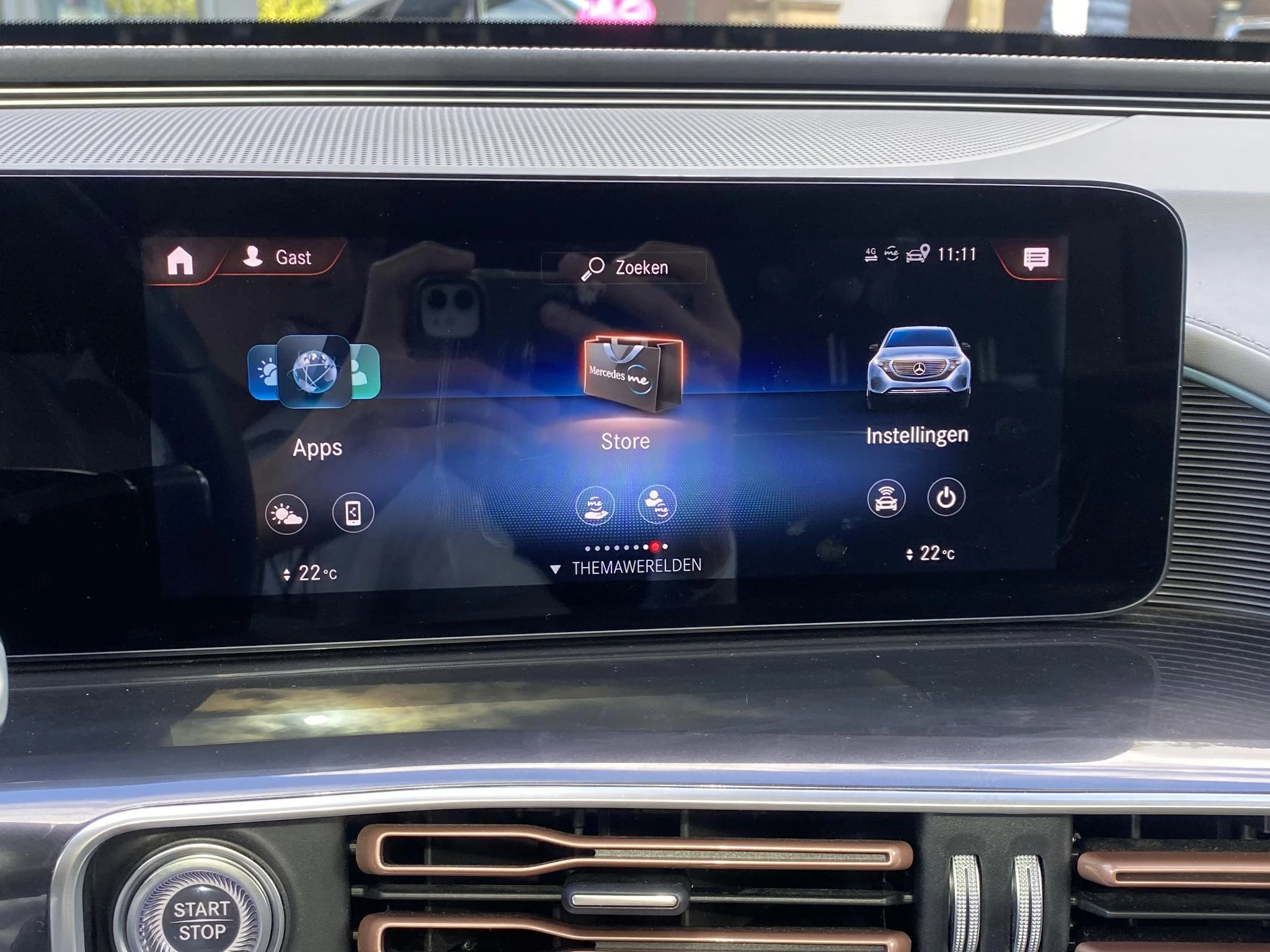 Hoofdafbeelding Mercedes-Benz EQC
