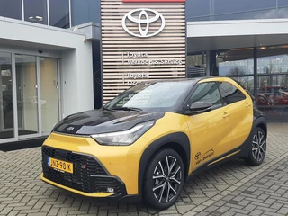 Toyota Aygo X Hybrid 115 GR Sport NIEUW DIRECT LEVERBAAR JBL-AUDIO STOELVERW KEYLESS PARK-SENSOREN LM-VELGEN AD-CRUISE DRAADLOOS-LADEN BI-TONE