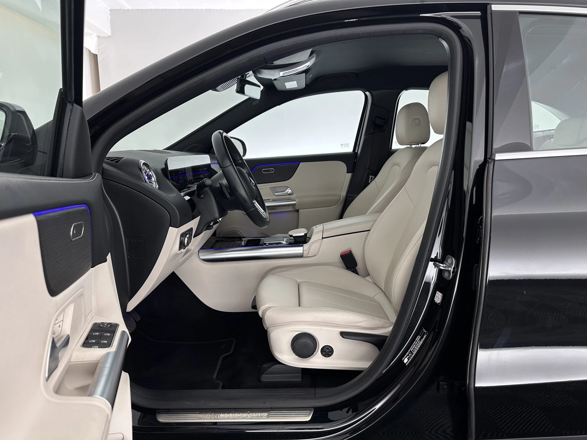 Hoofdafbeelding Mercedes-Benz EQA