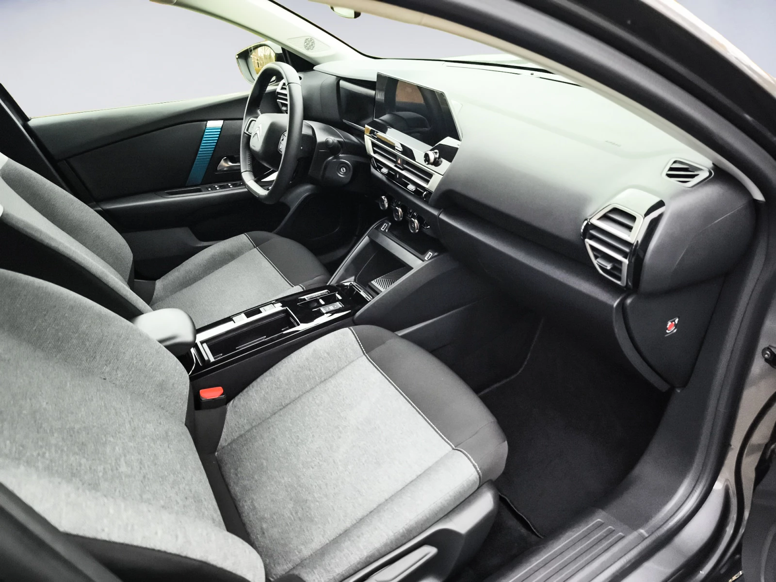 Hoofdafbeelding Citroën ë-C4 X