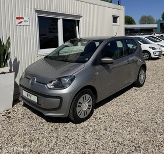 Volkswagen Up! 1.0 high up! BlueMotion ZEER LAGE KM-STAND !