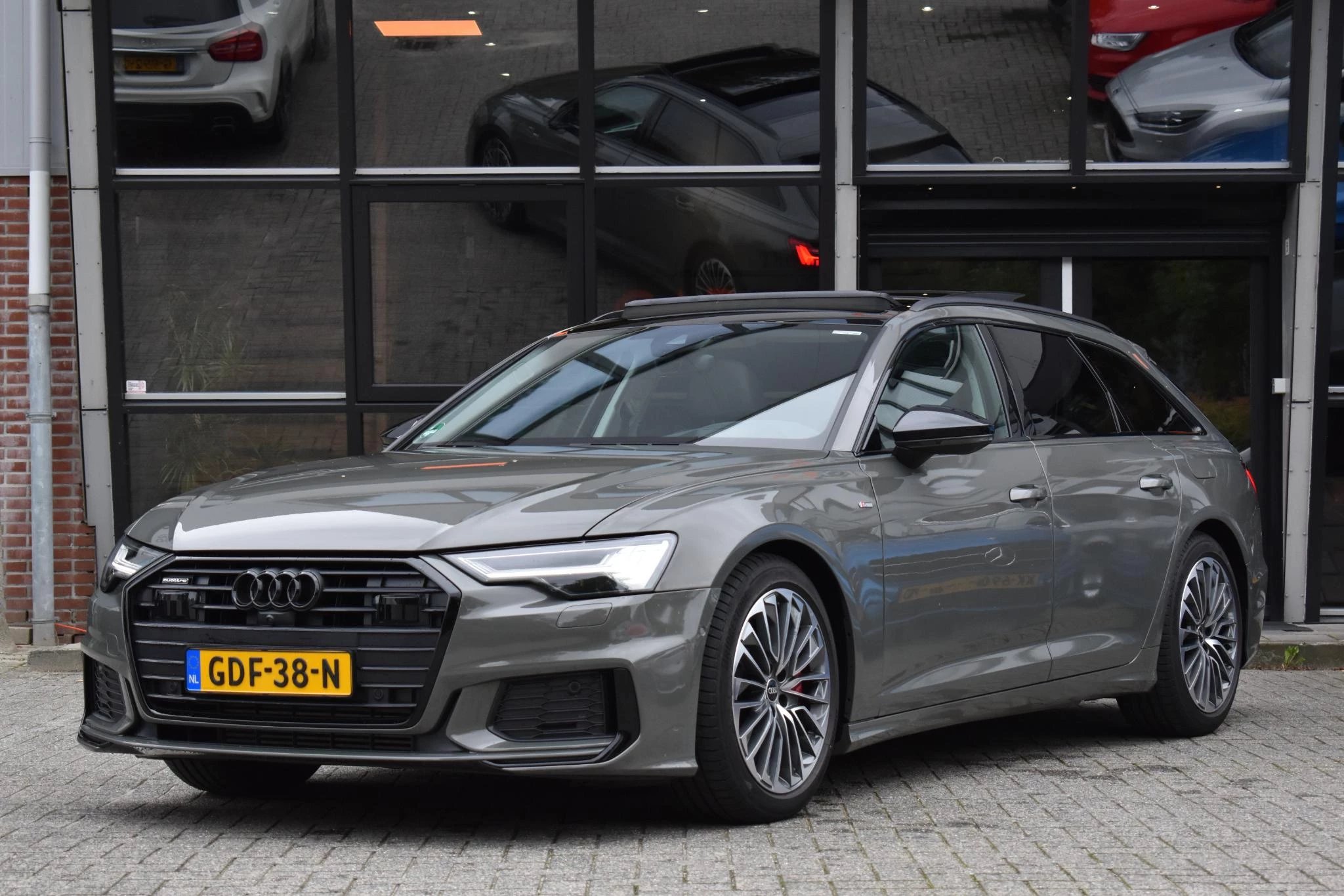 Hoofdafbeelding Audi A6