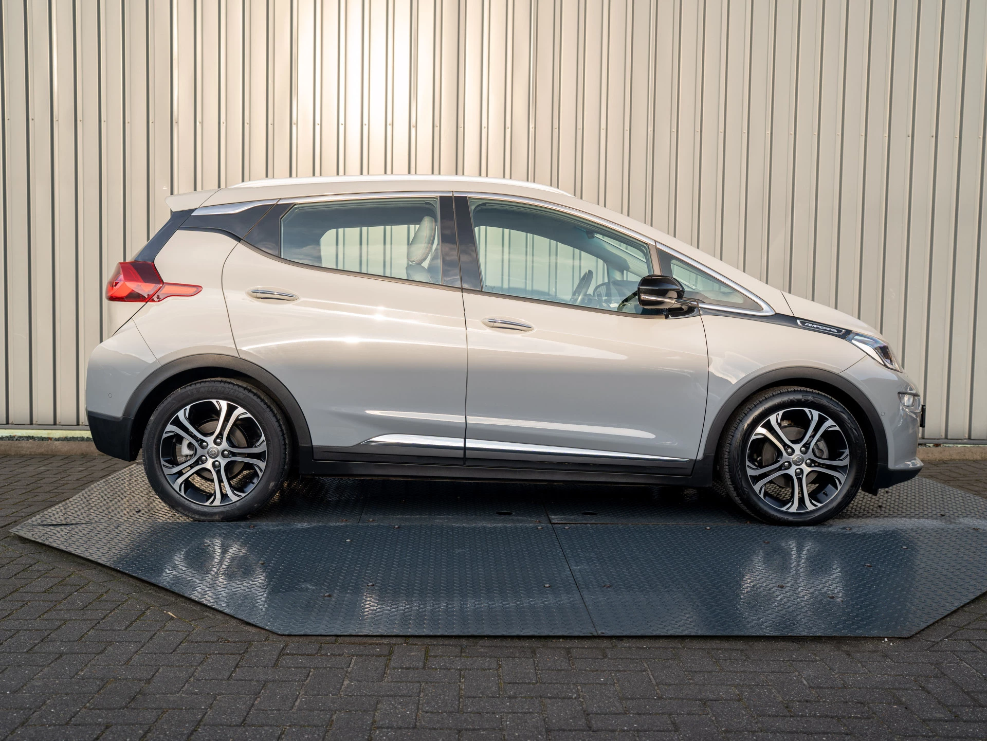 Hoofdafbeelding Opel Ampera-e