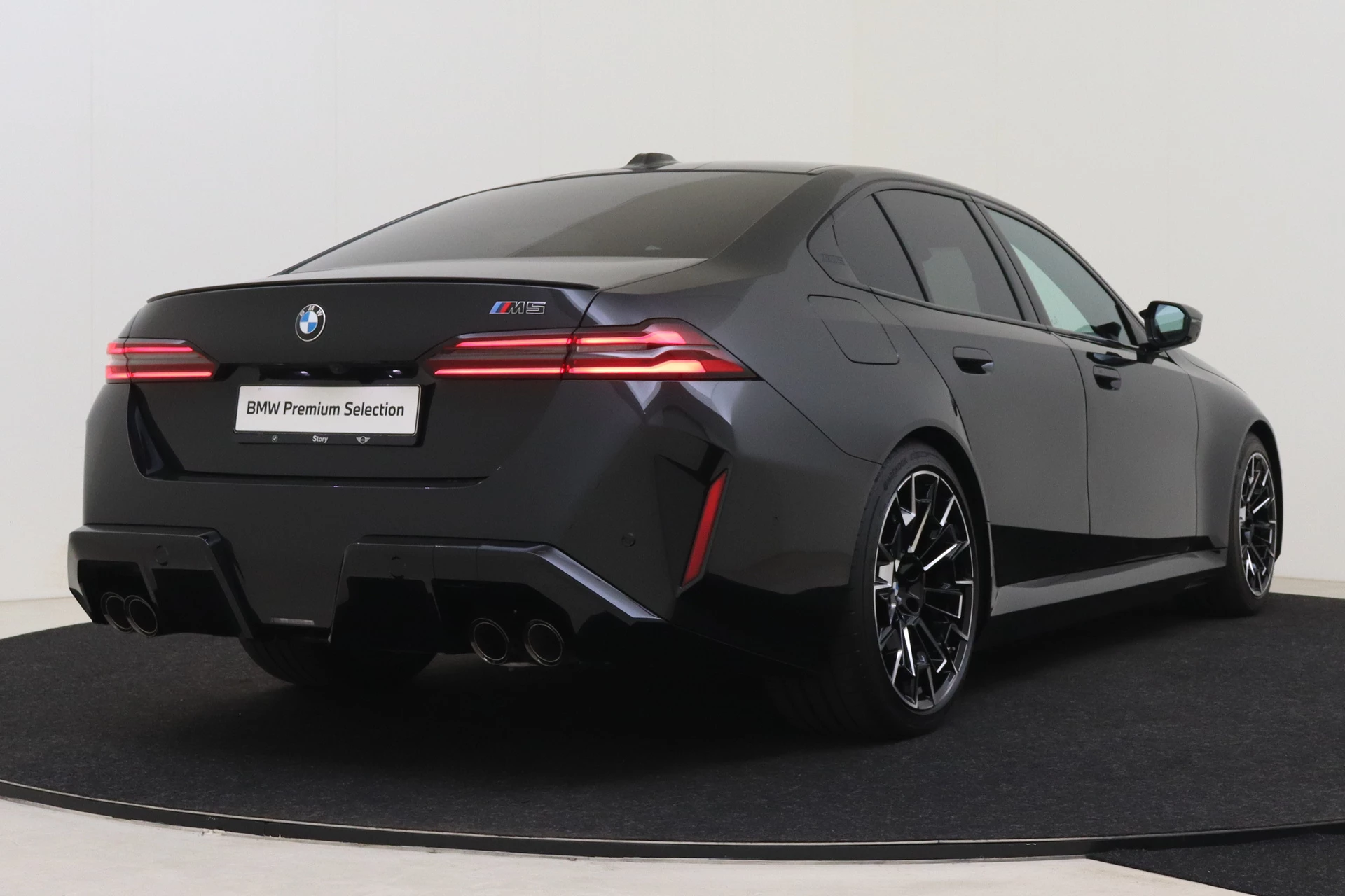 Hoofdafbeelding BMW M5