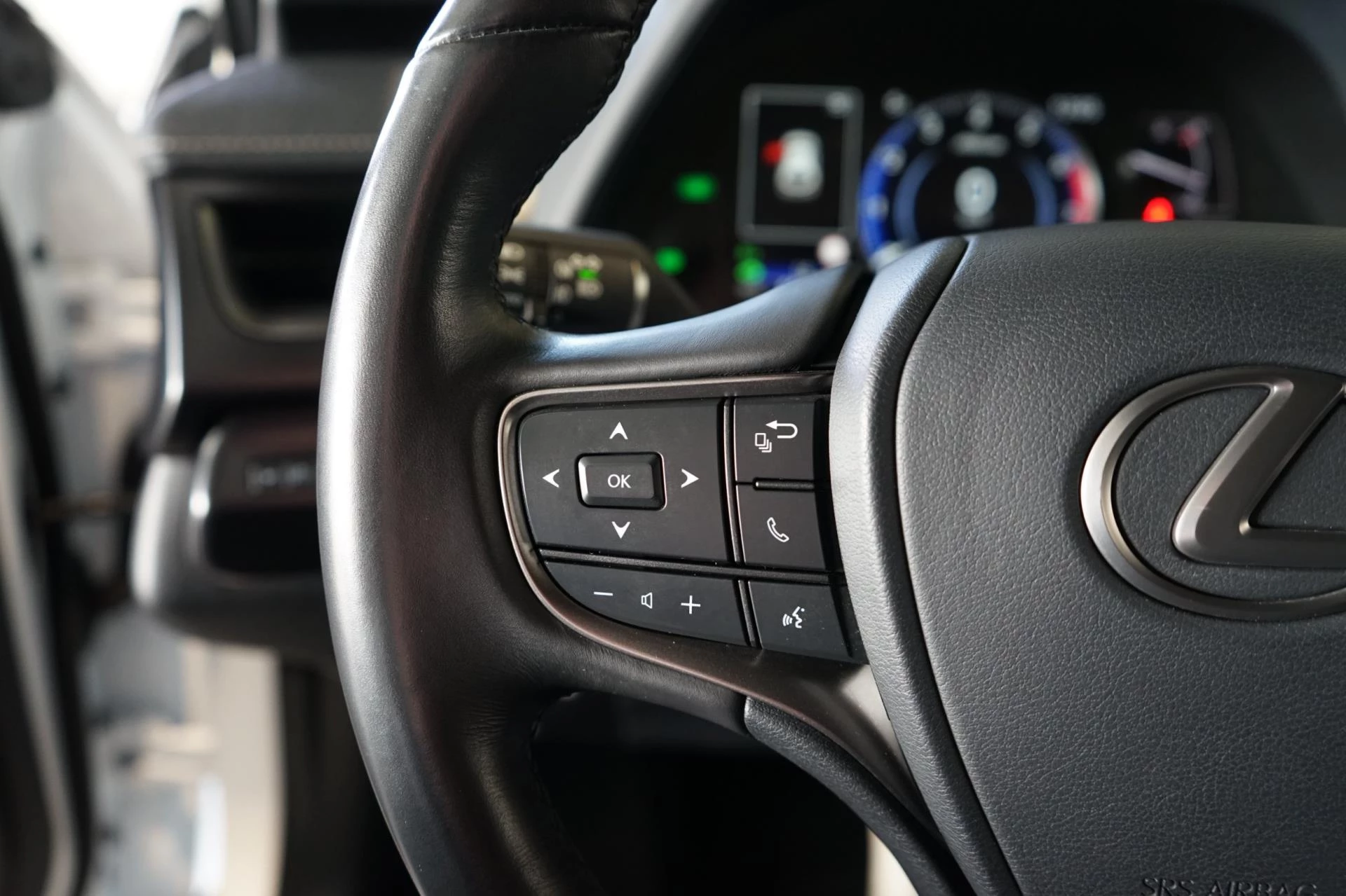 Hoofdafbeelding Lexus UX