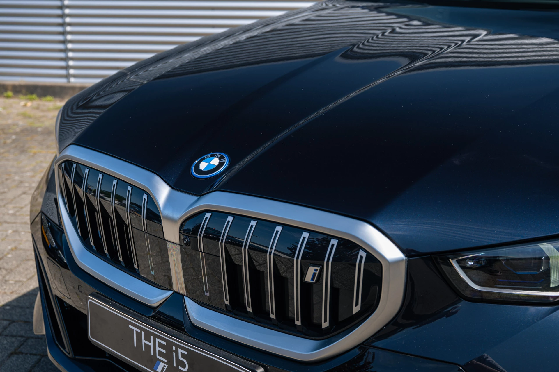 Hoofdafbeelding BMW i5