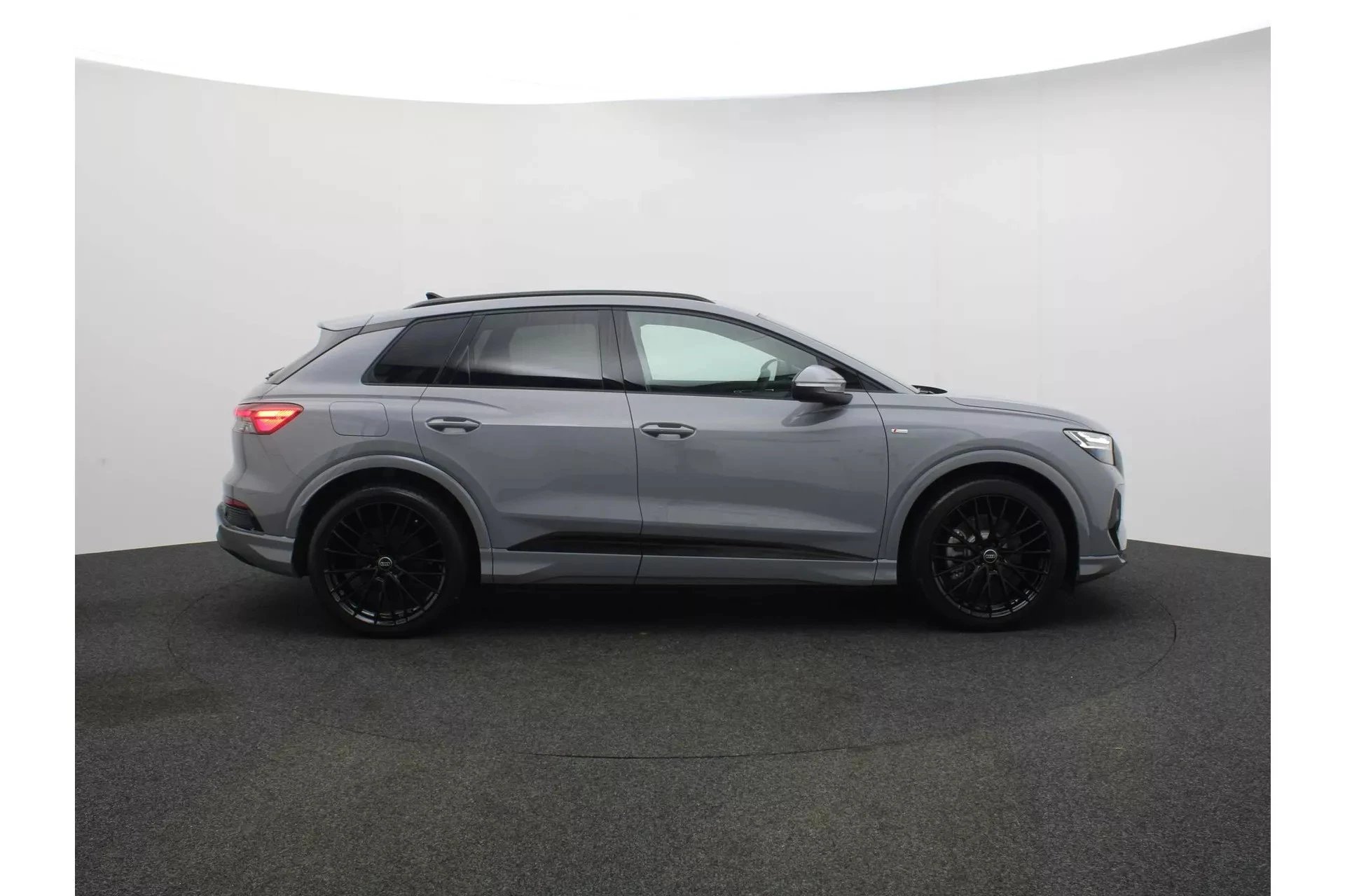 Hoofdafbeelding Audi Q4 e-tron