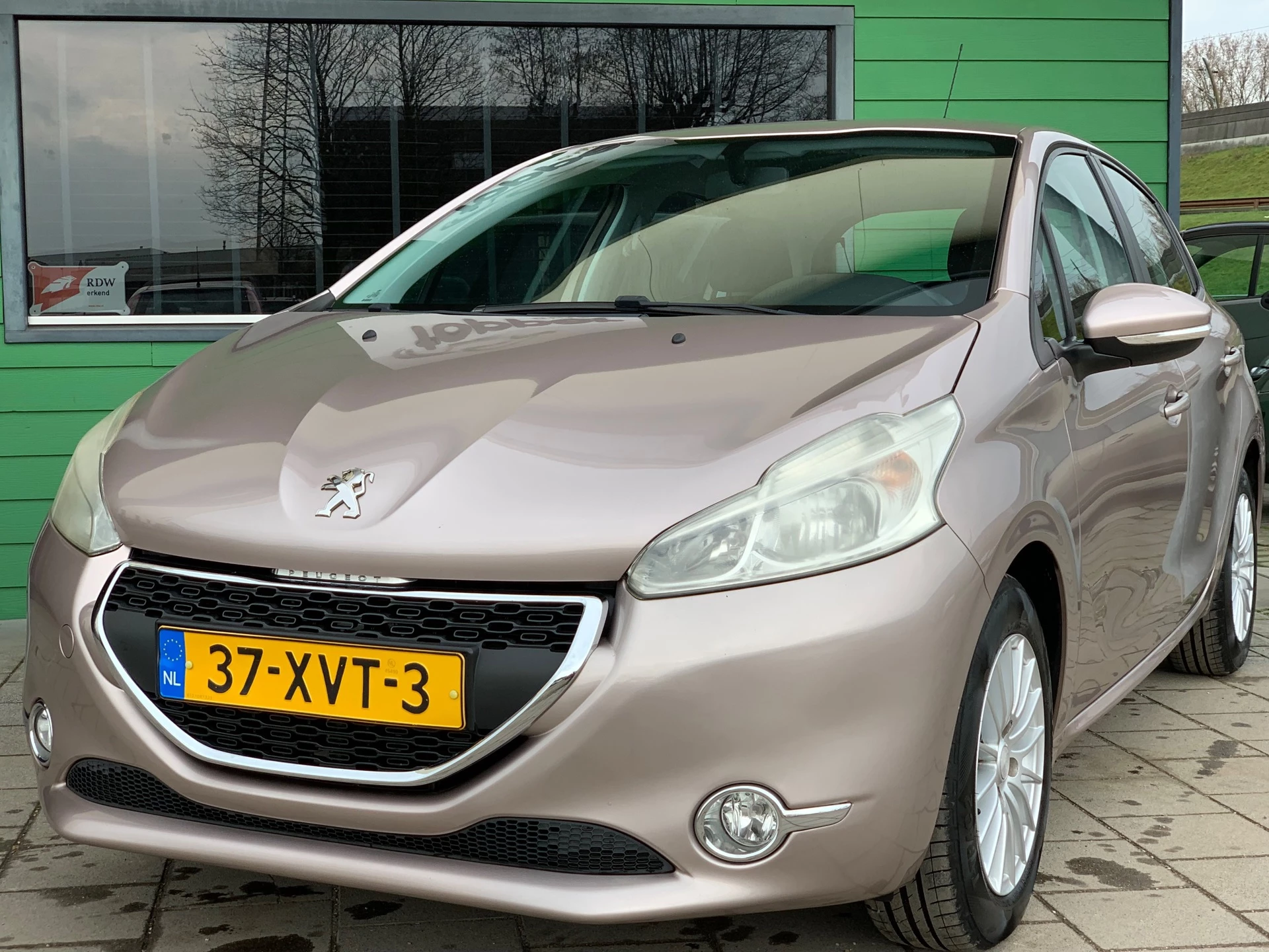 Hoofdafbeelding Peugeot 208