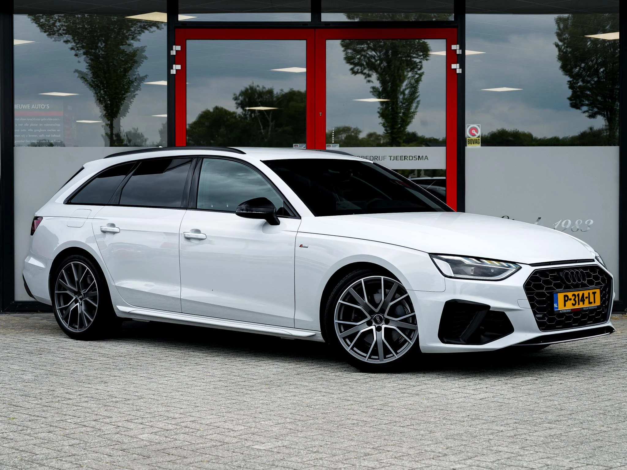 Hoofdafbeelding Audi A4
