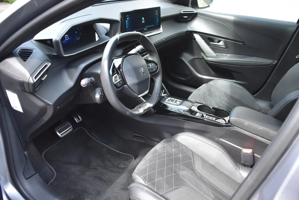 Hoofdafbeelding Peugeot e-208