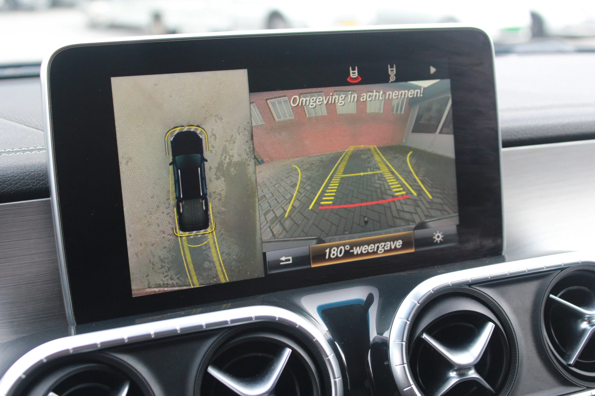 Hoofdafbeelding Mercedes-Benz X-Klasse