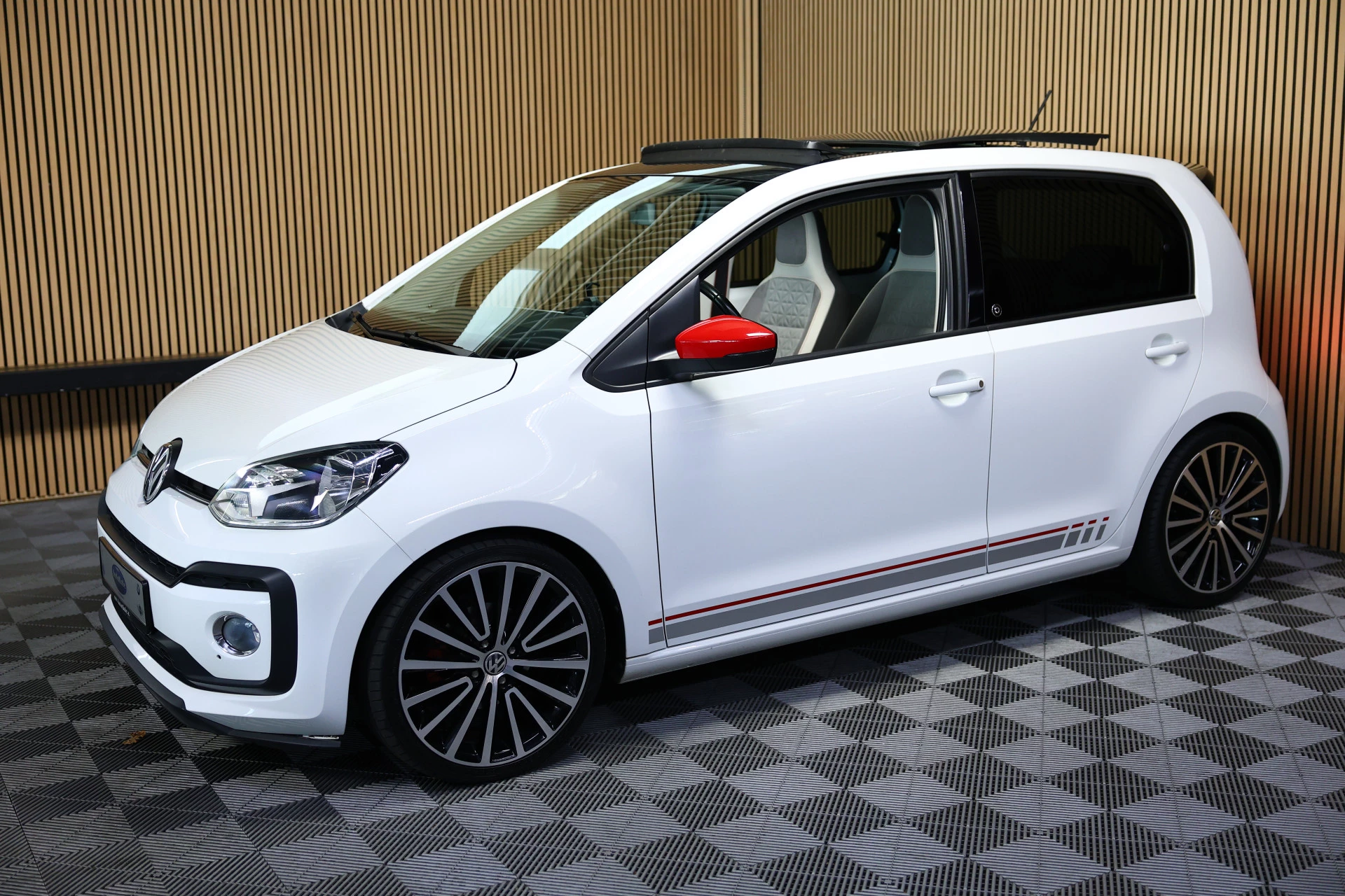 Hoofdafbeelding Volkswagen up!