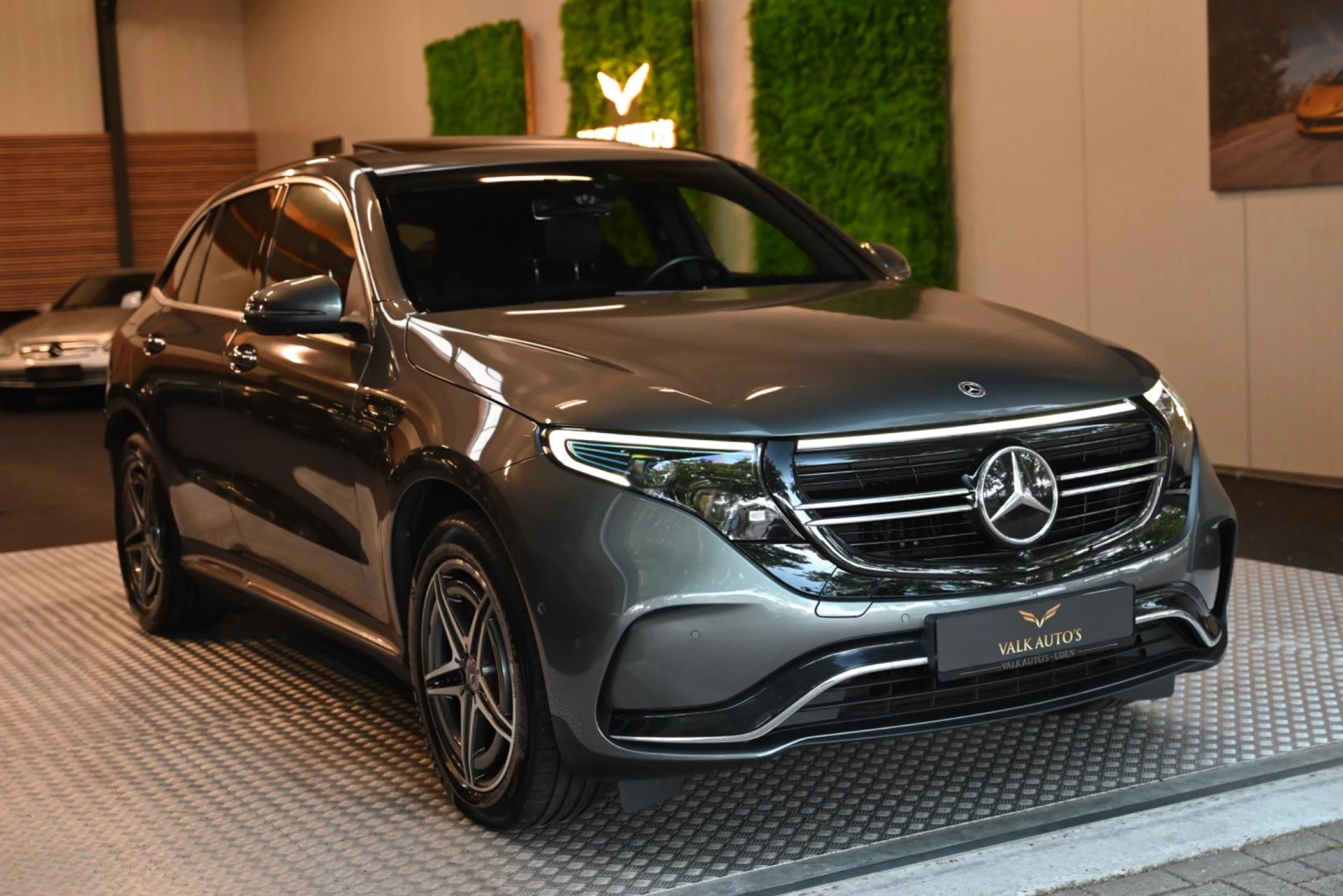 Hoofdafbeelding Mercedes-Benz EQC
