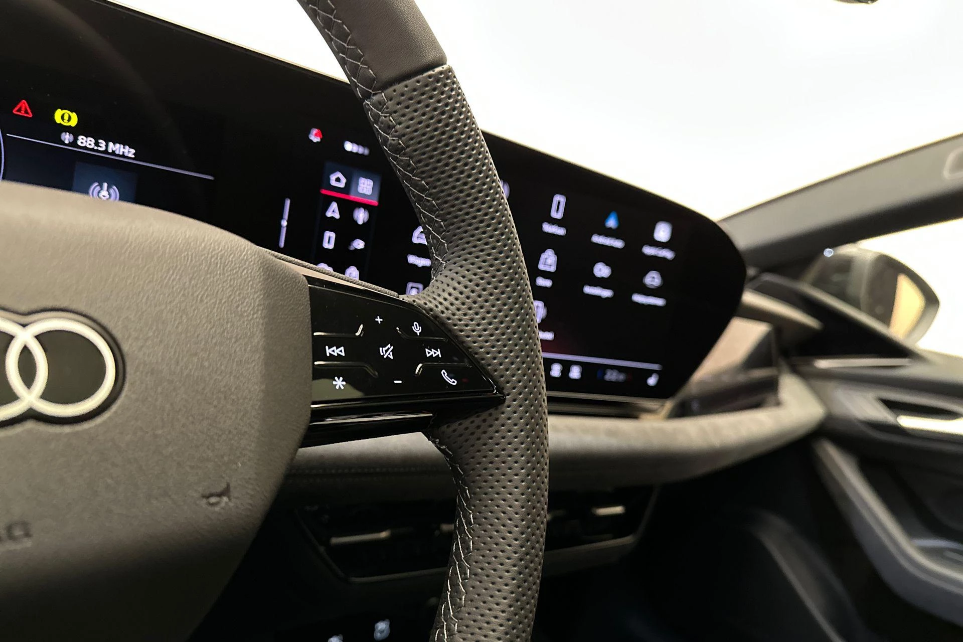 Hoofdafbeelding Audi A6 e-tron