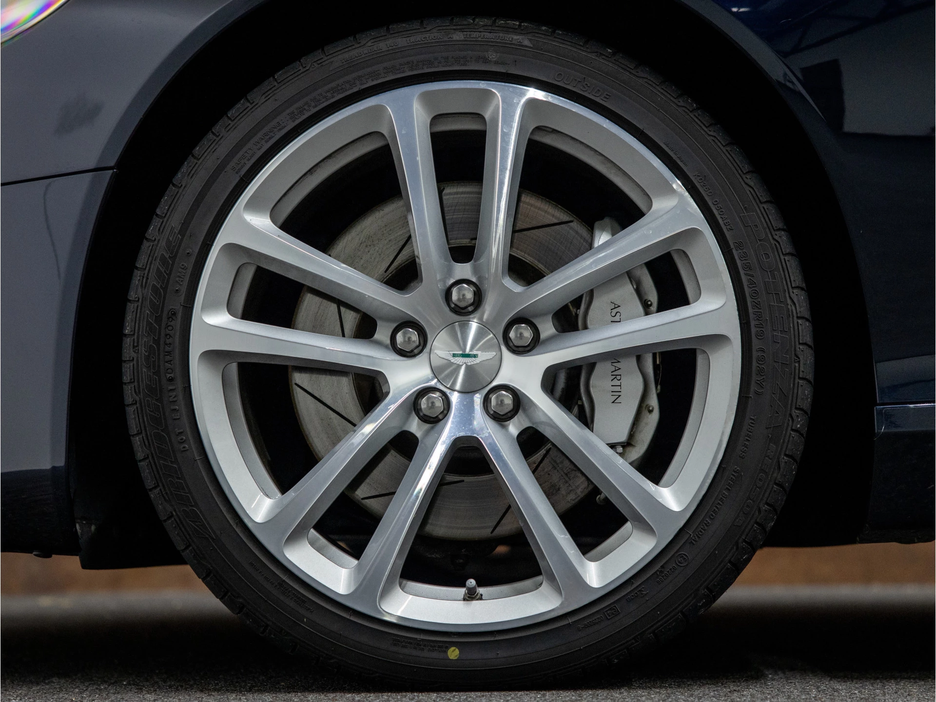 Hoofdafbeelding Aston Martin DB9