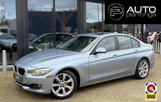 BMW 3-serie 328i xDrive High Executive 245PK | Automaat | Elektrisch Glazen Schuif-/Kanteldak | Memory Seat | Trekhaak | 18 Inch | Liquid Blau | 2 Sleutels |