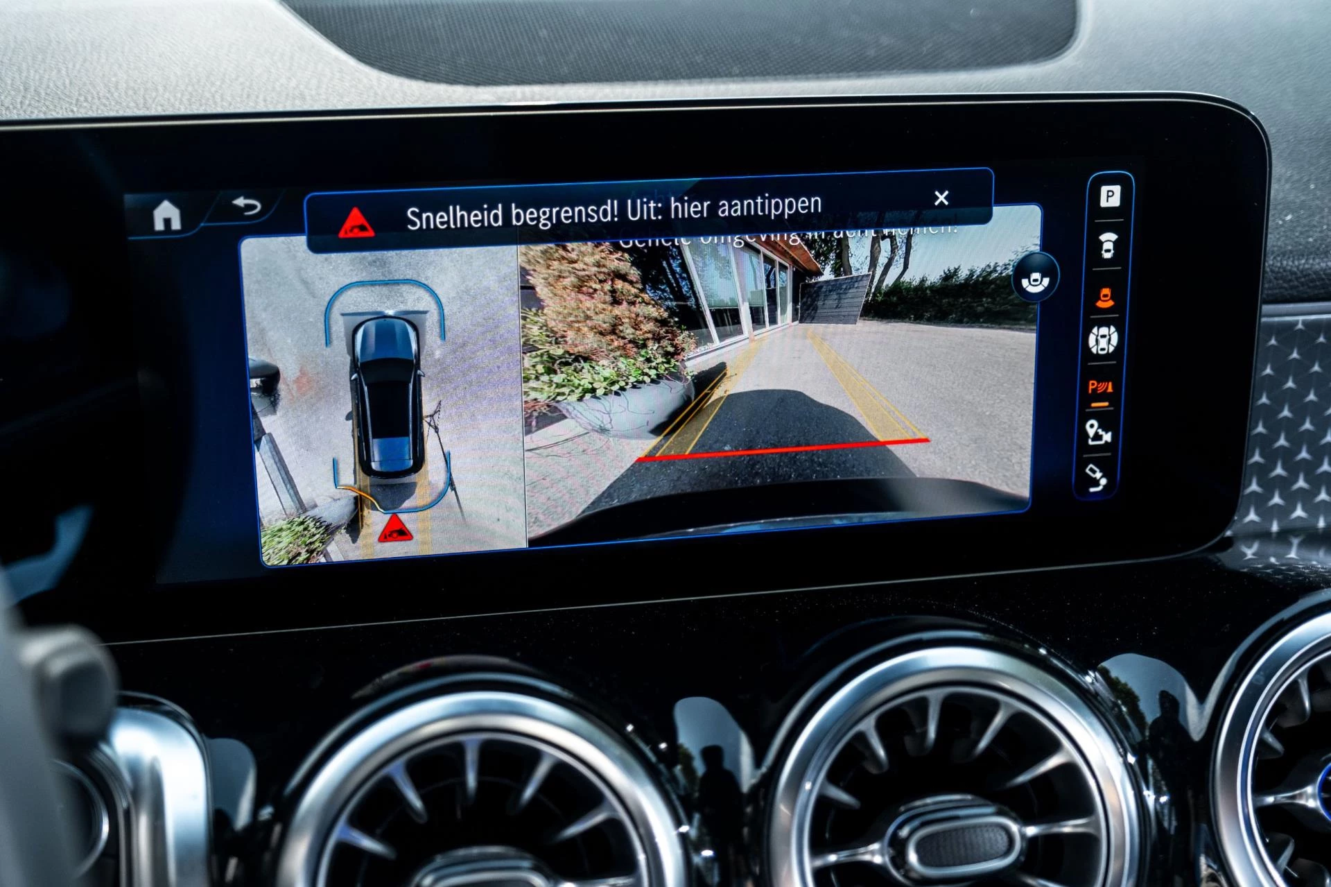 Hoofdafbeelding Mercedes-Benz EQB