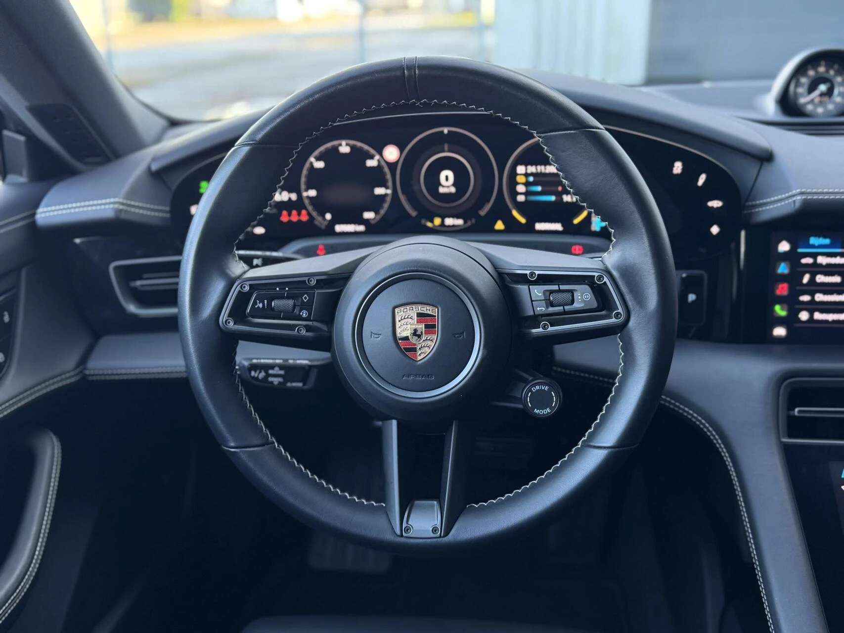 Hoofdafbeelding Porsche Taycan