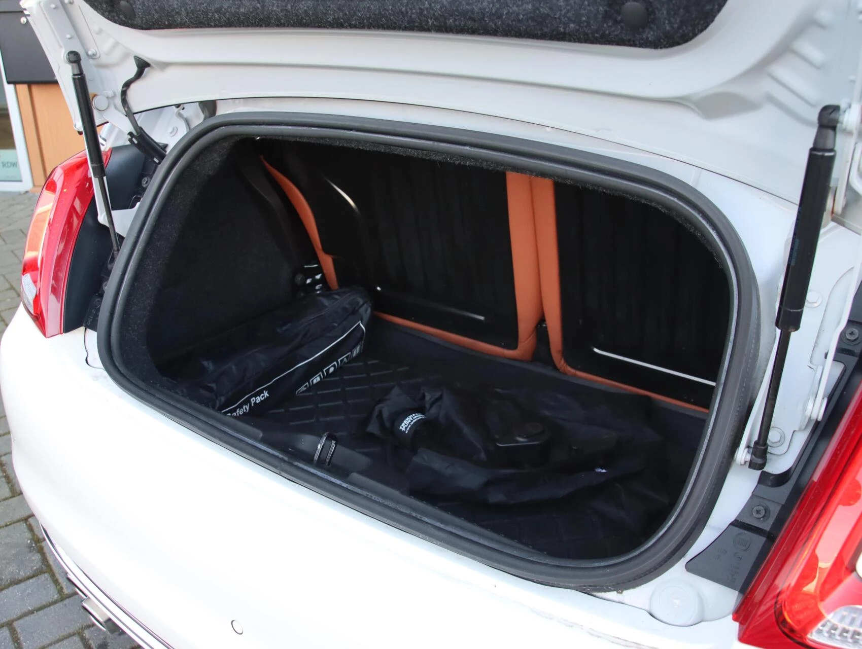 Hoofdafbeelding Fiat 500C