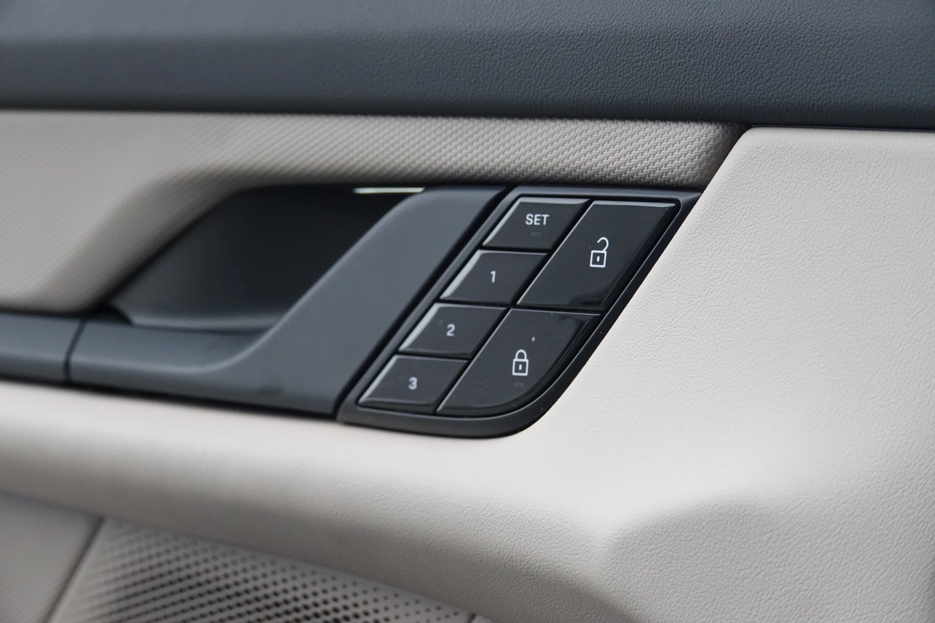 Hoofdafbeelding Porsche Taycan