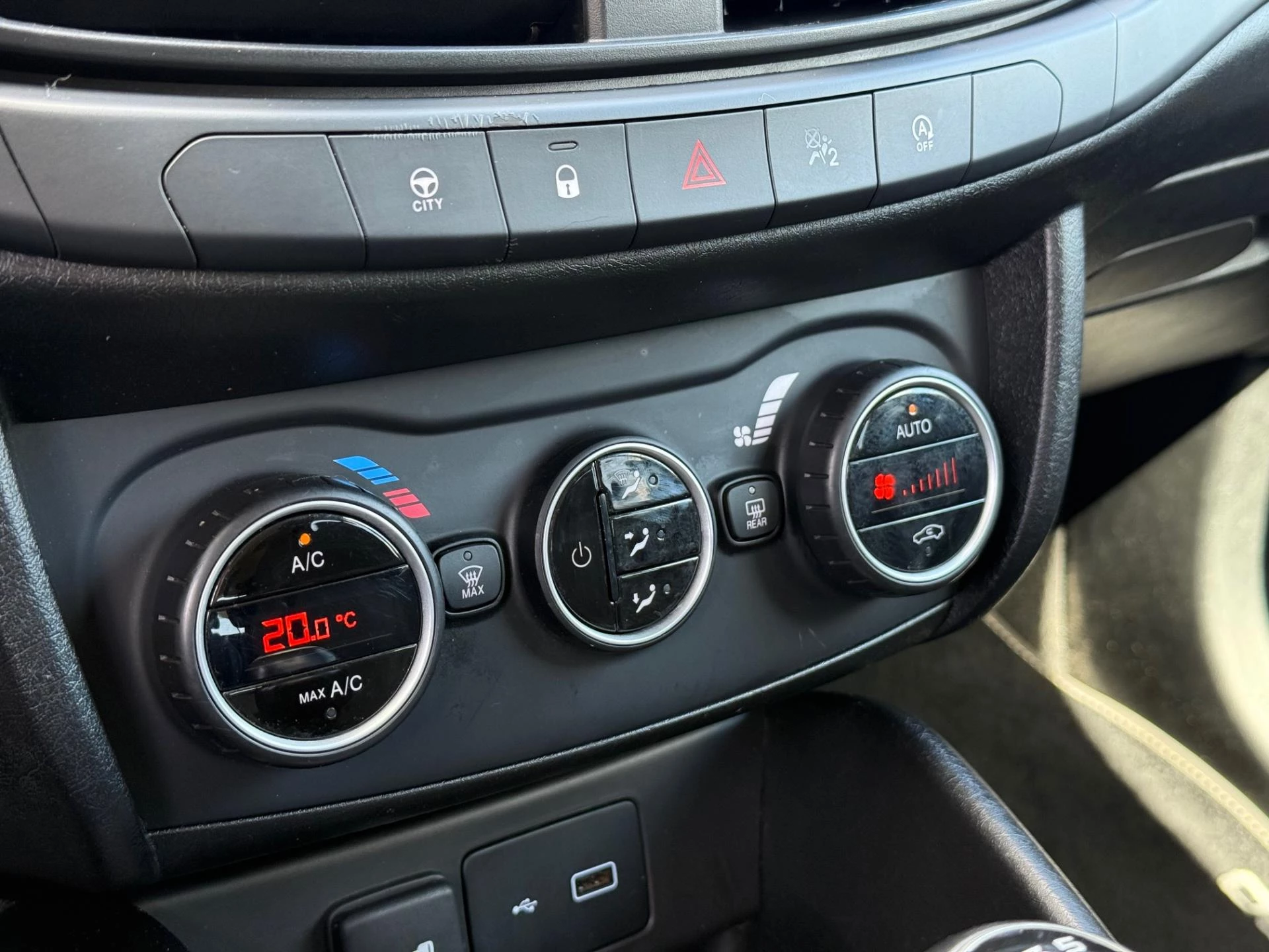 Hoofdafbeelding Fiat Tipo