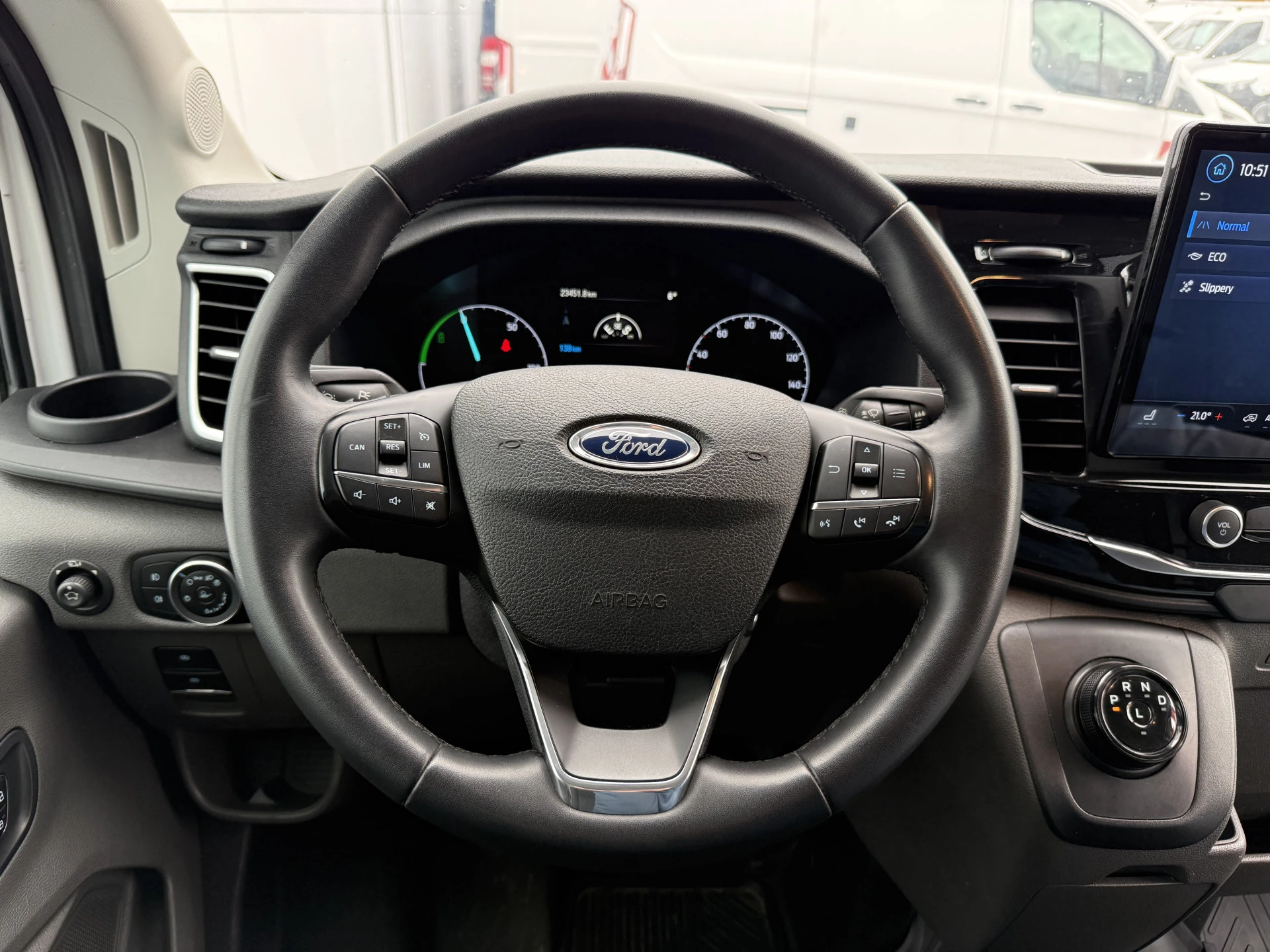 Hoofdafbeelding Ford E-Transit