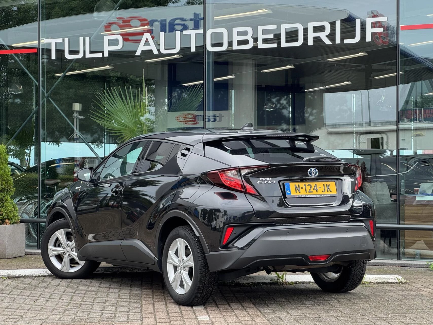Hoofdafbeelding Toyota C-HR