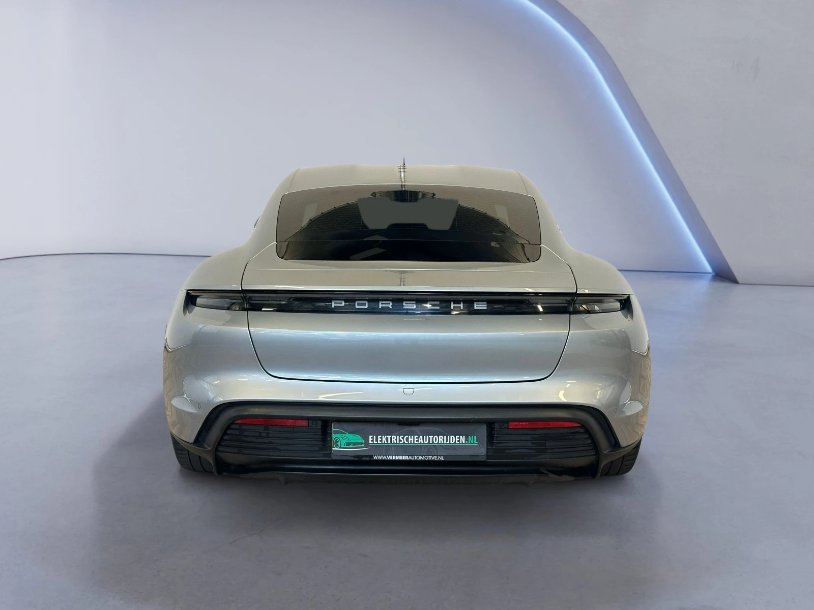 Hoofdafbeelding Porsche Taycan