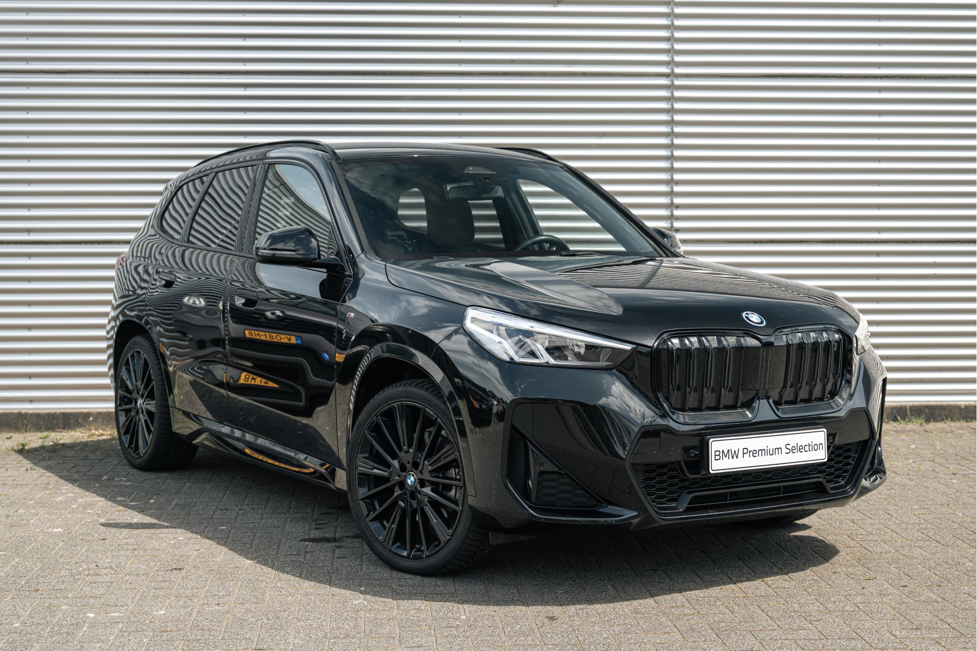 Hoofdafbeelding BMW iX1