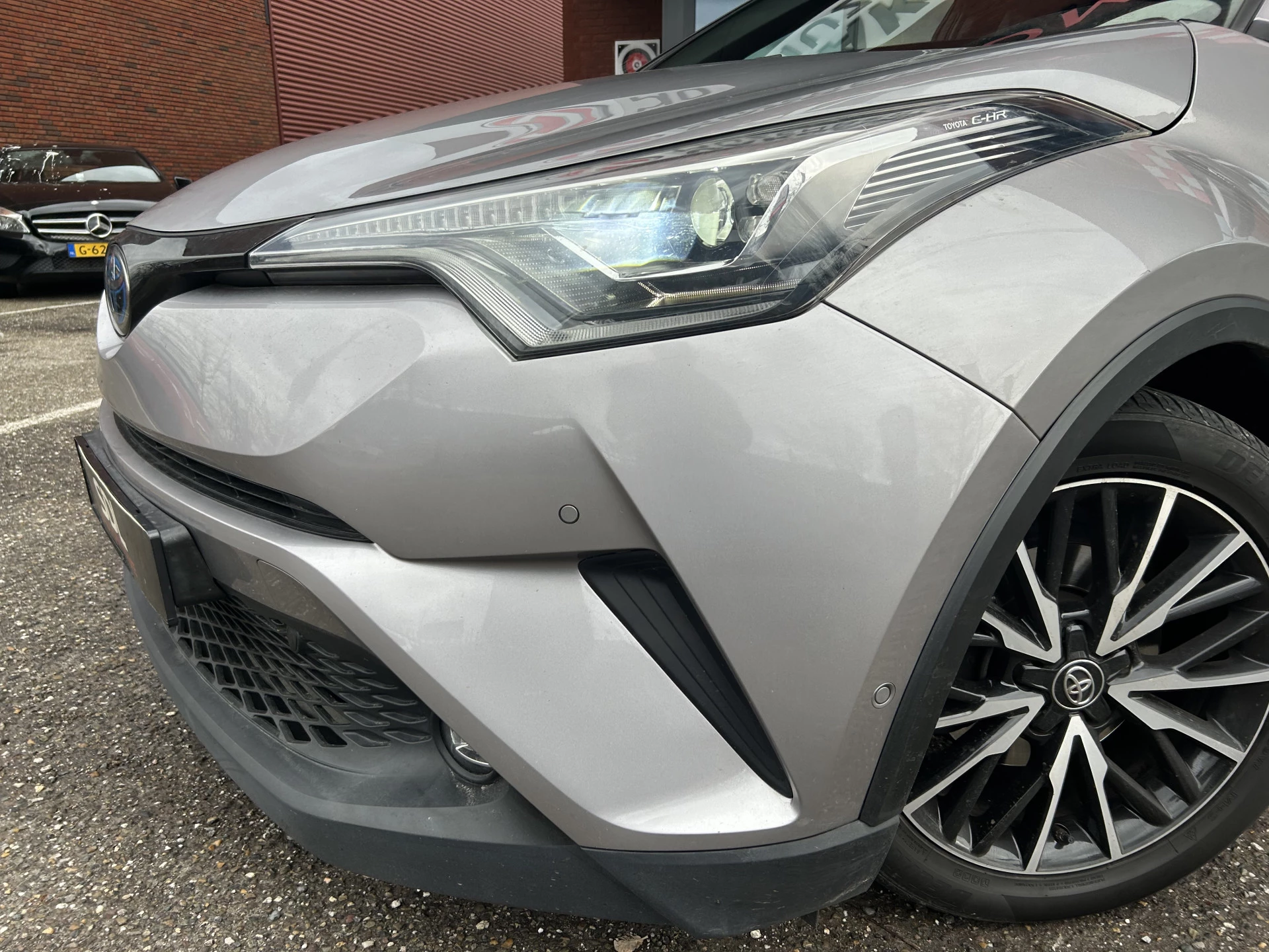 Hoofdafbeelding Toyota C-HR