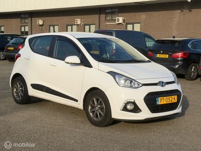 Hoofdafbeelding Hyundai i10