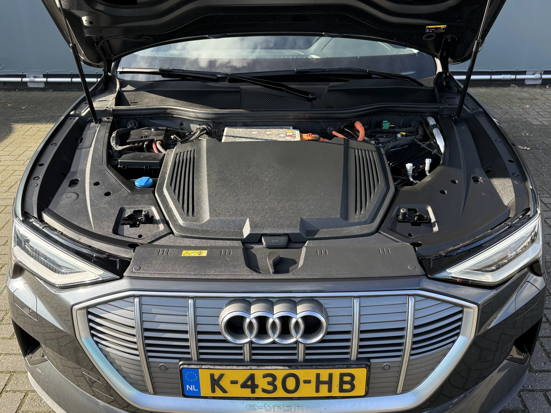 Hoofdafbeelding Audi e-tron