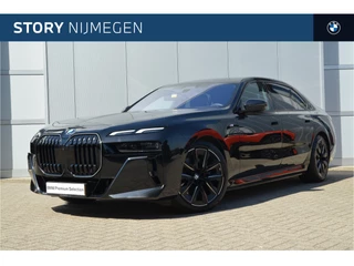 BMW i7 eDrive50 M Sport / Panoramadak Sky Lounge / Connoisseur Pack / Massagestoelen / Stoelventilatie / Parking Assistant Professional