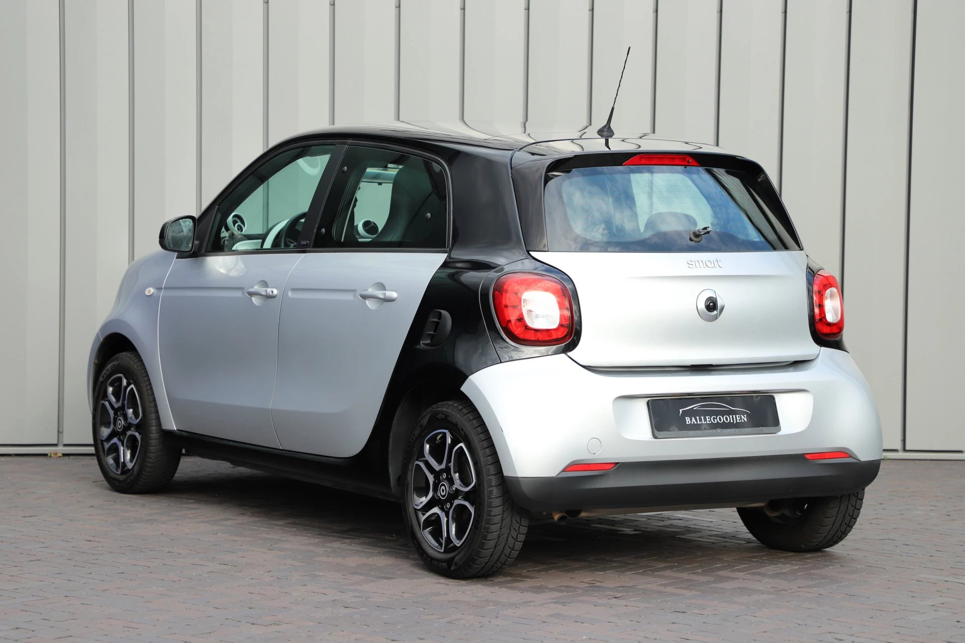 Hoofdafbeelding Smart Forfour