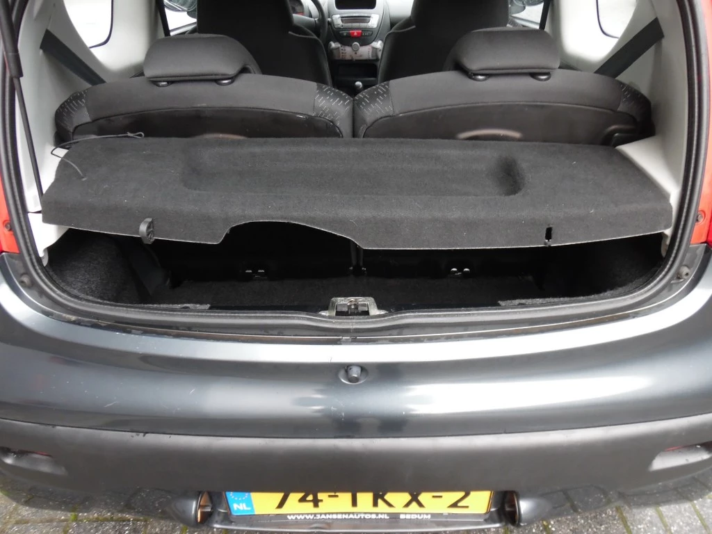 Hoofdafbeelding Peugeot 107