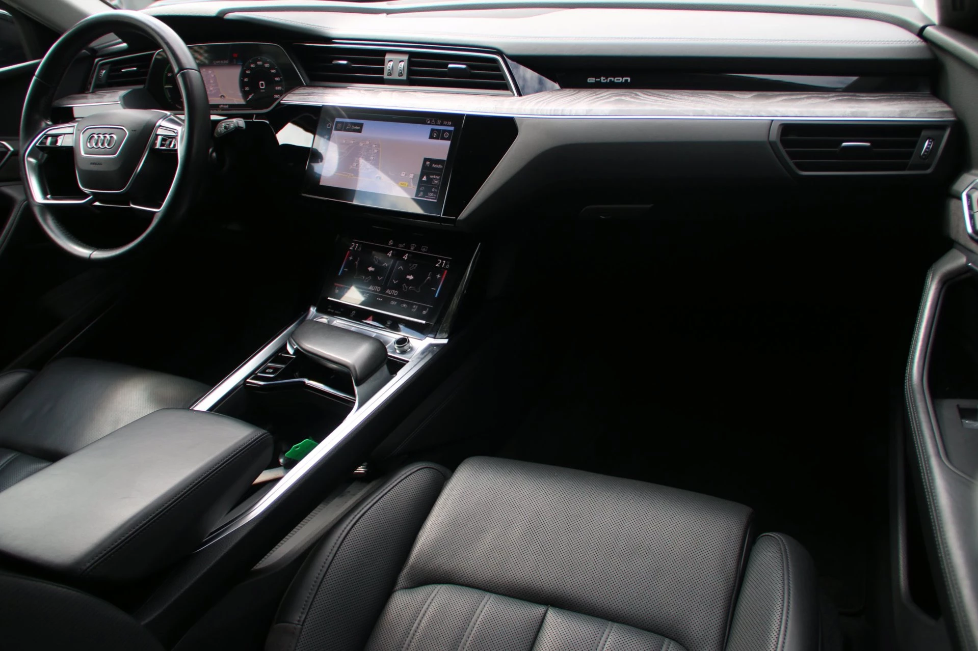 Hoofdafbeelding Audi e-tron
