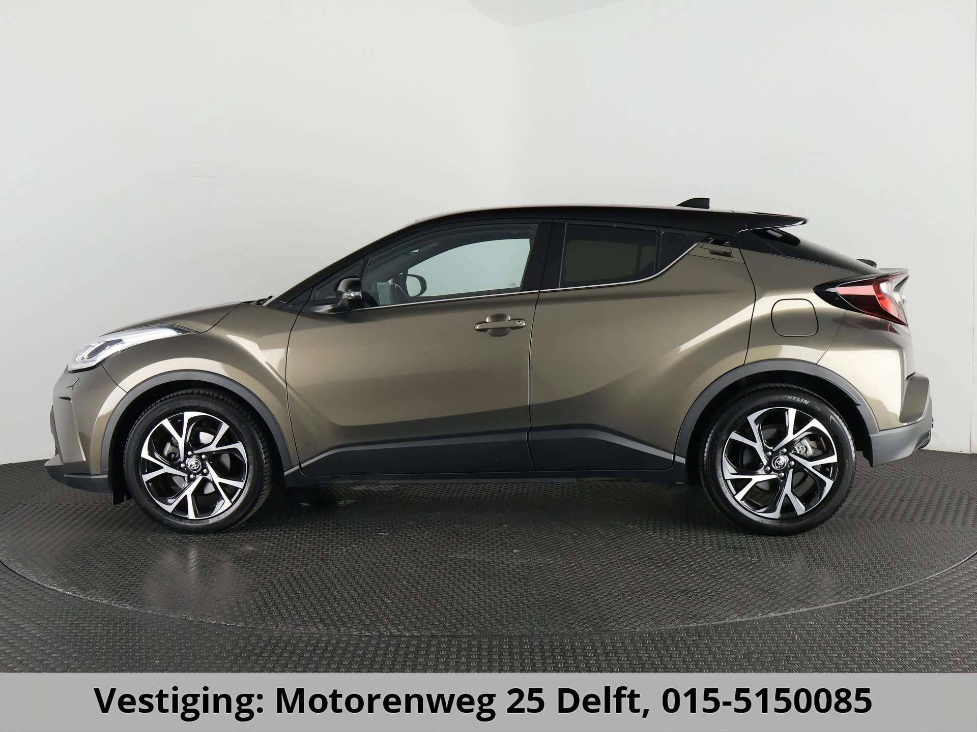 Hoofdafbeelding Toyota C-HR