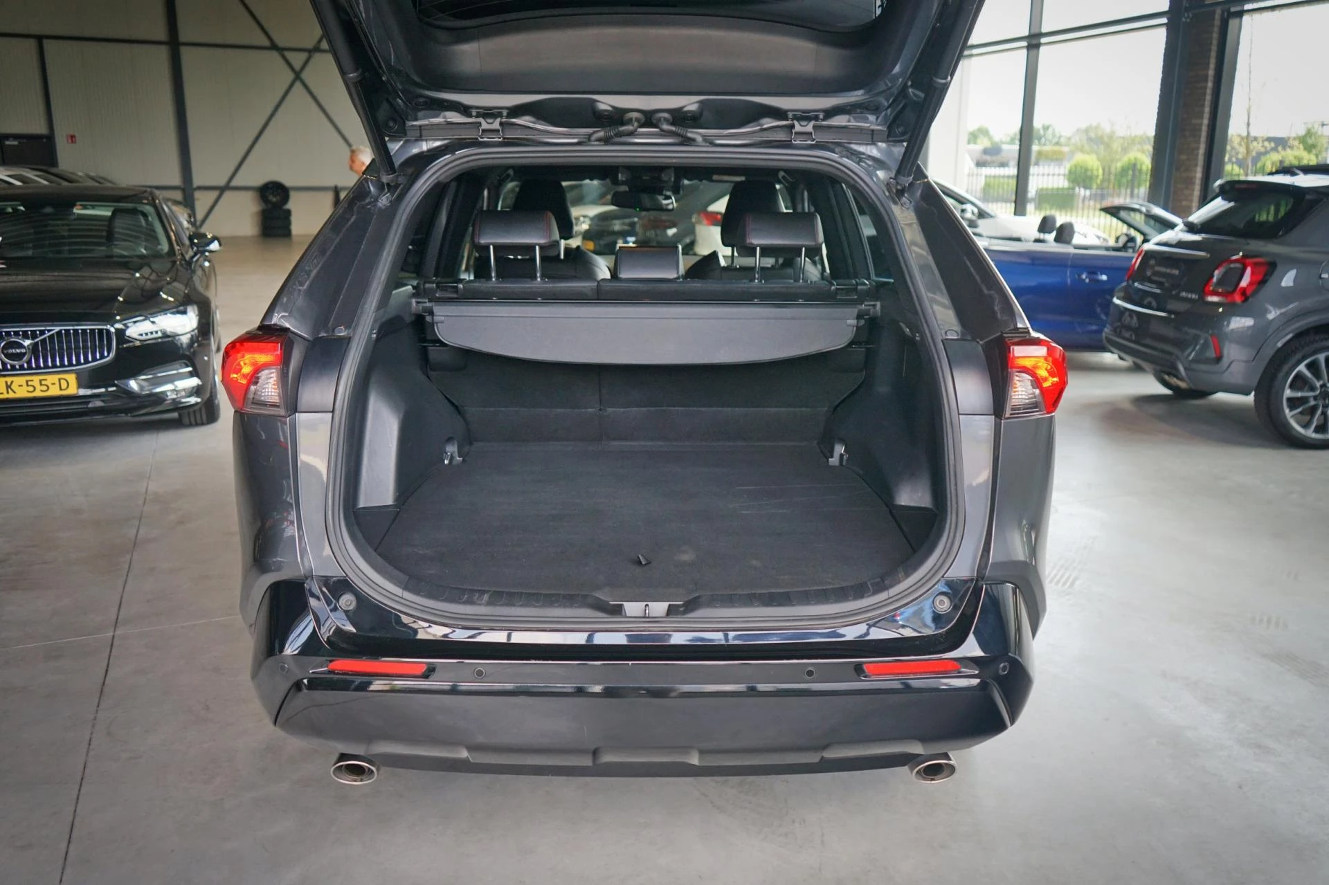 Hoofdafbeelding Toyota RAV4
