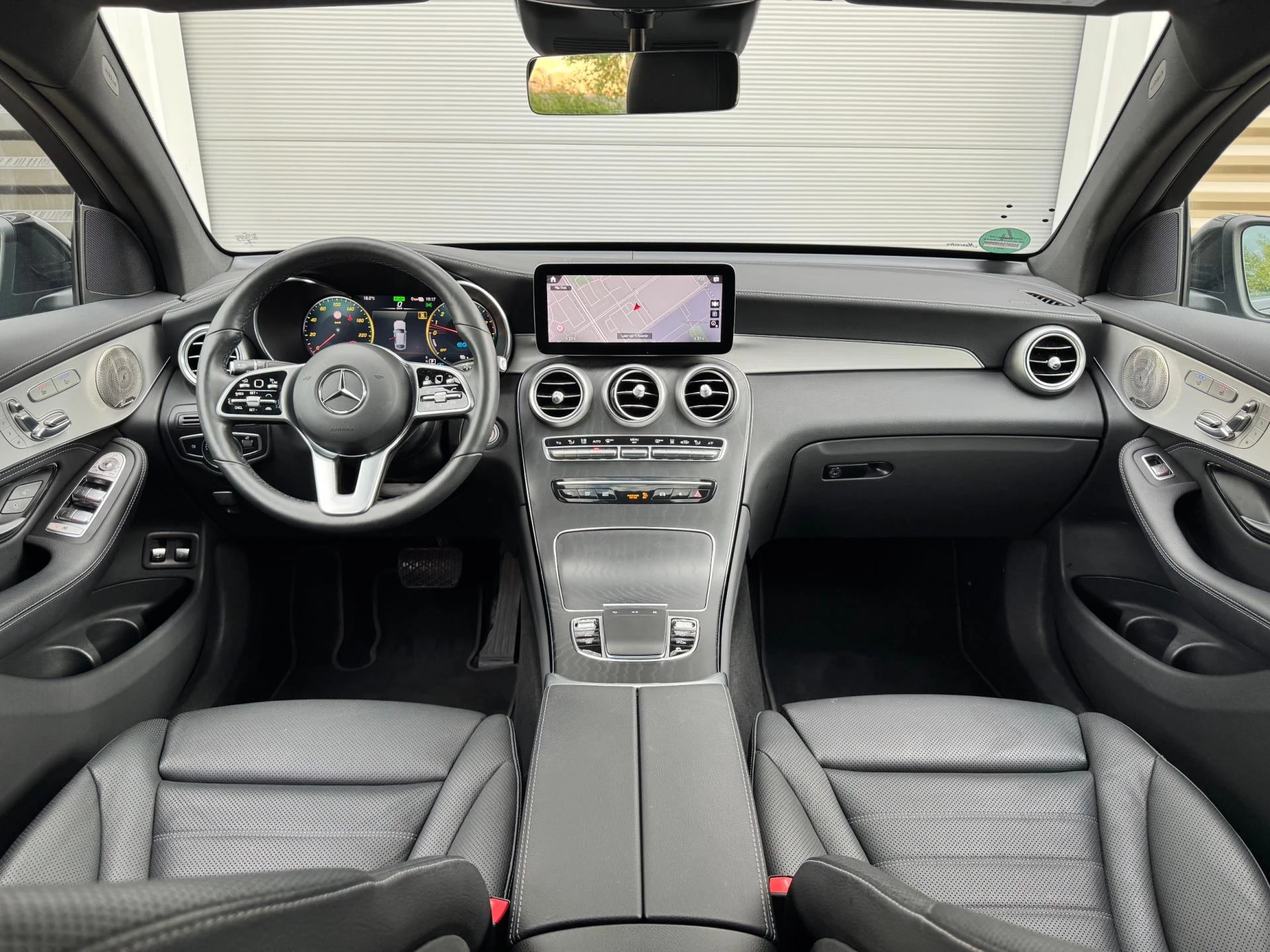 Hoofdafbeelding Mercedes-Benz GLC