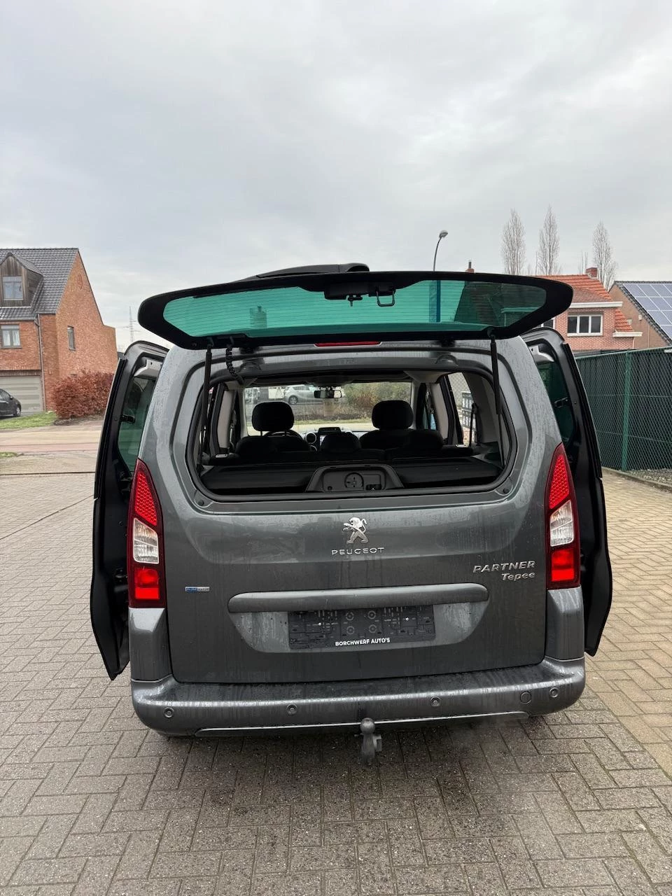 Hoofdafbeelding Peugeot Partner