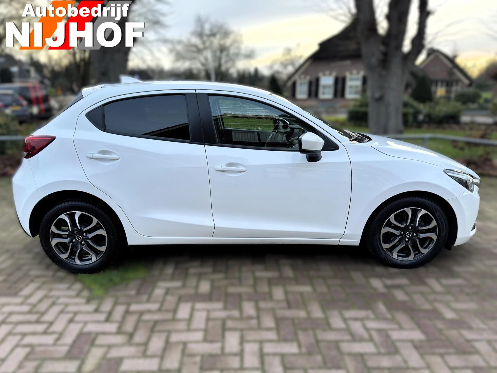 Hoofdafbeelding Mazda 2