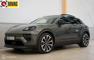 Hoofdafbeelding Porsche Macan Porsche Macan 4 100 kWh, Pano, Bose, Leer, 22 inch, trekhaak