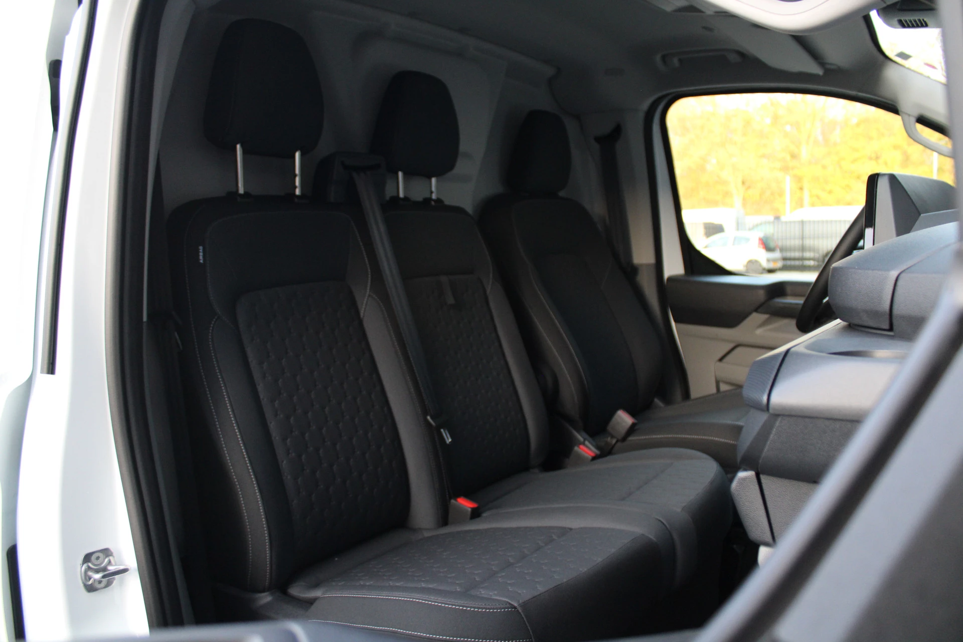 Hoofdafbeelding Ford E-Transit Custom